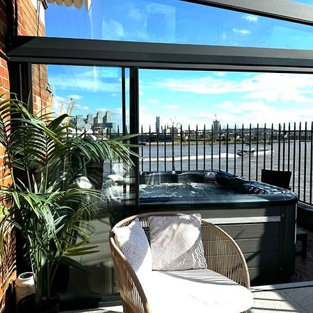 3 X Bedroom Riverside Flat With Hot Tub On Roof Terrace Londen Buitenkant foto