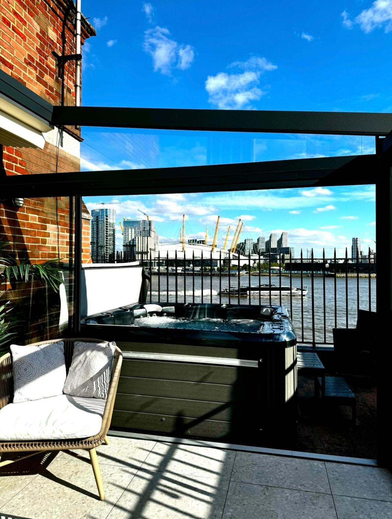 3 X Bedroom Riverside Flat With Hot Tub On Roof Terrace Londen Buitenkant foto