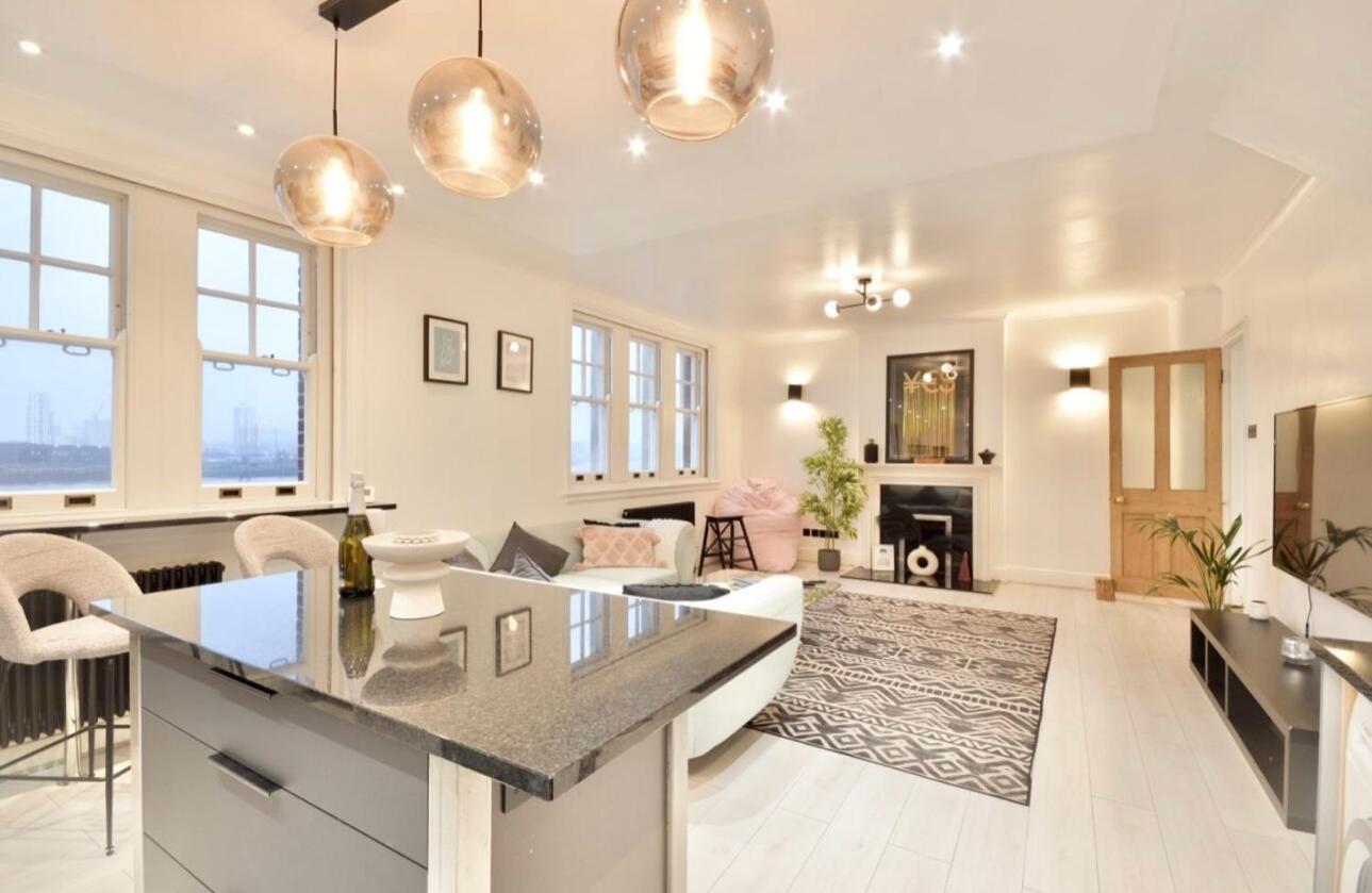 3 X Bedroom Riverside Flat With Hot Tub On Roof Terrace Londen Buitenkant foto